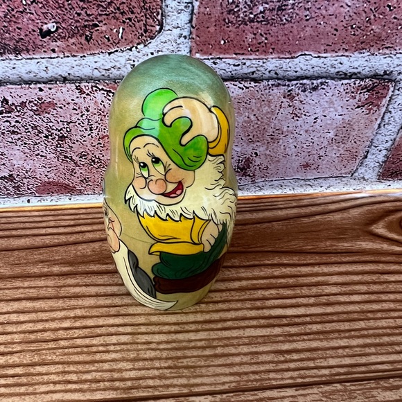 Vintage Russian Stacking - Nesting Dolls Snow White 7 pieces - Picture 9 of 12